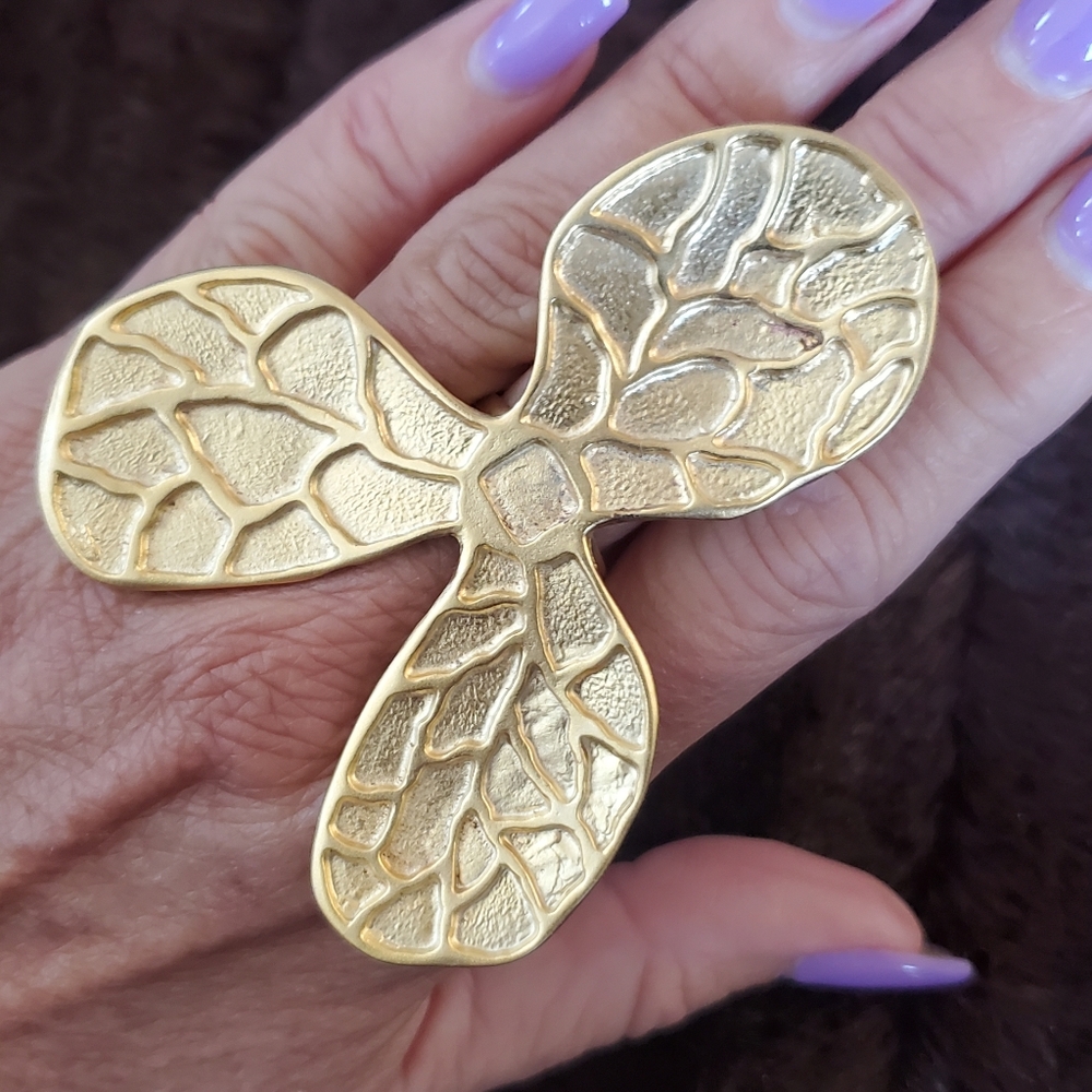 Nwot Gold Statement Ring, Adjustable Size - image 2